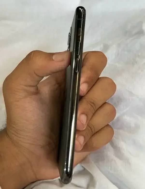 iphone 11 pro 64 gb factory unlock 3