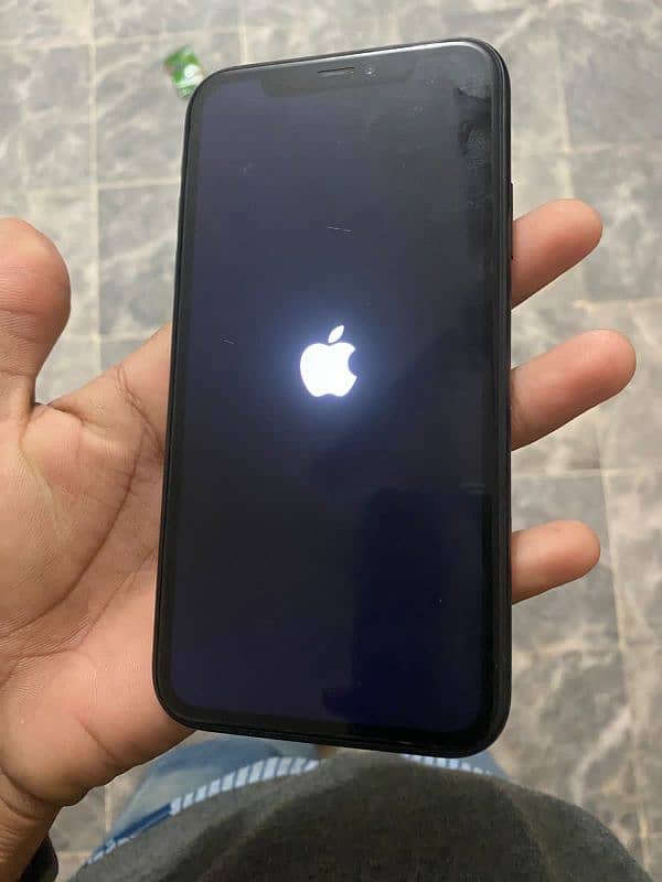 iphone XR  pta approved 2