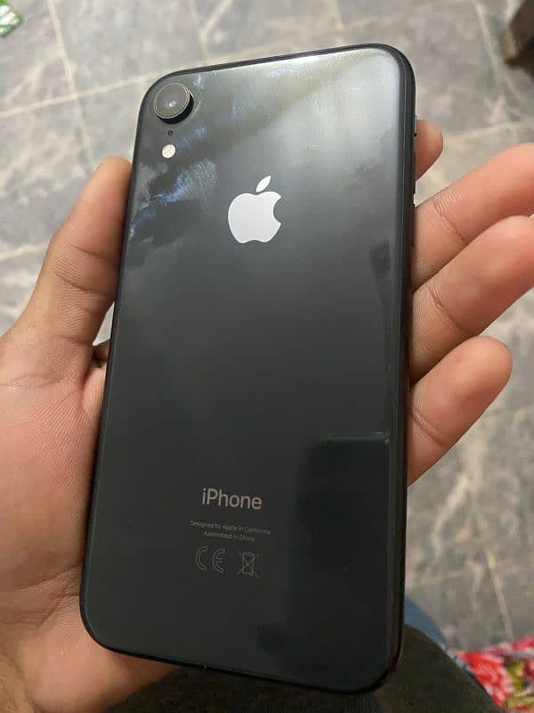 iphone XR  pta approved 3