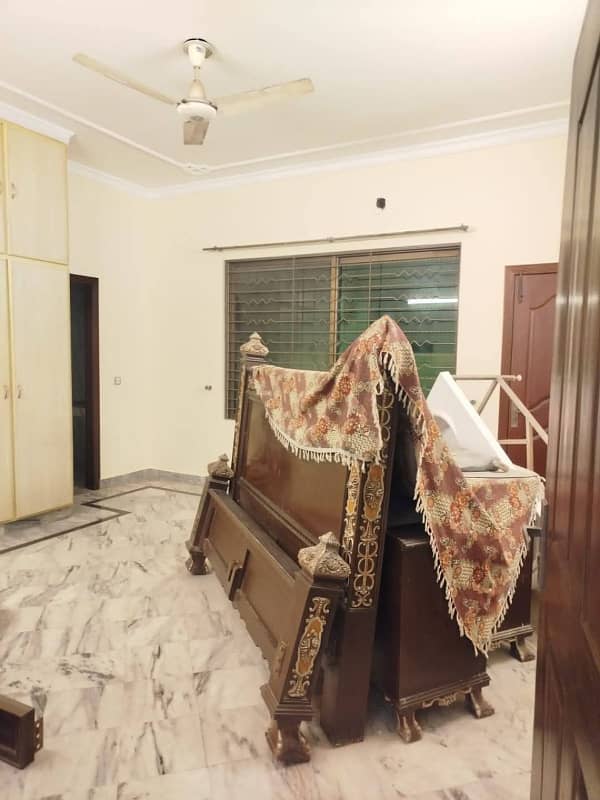 1 KANAL DOUBLE STOREY HOUSE AVAILABLE FOR SALE IN LDA AVENUE ONE 14