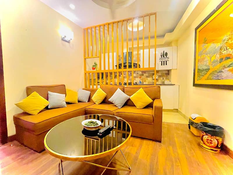 One bedroom lavish furnished apartment on daily basis and weekly basis 5