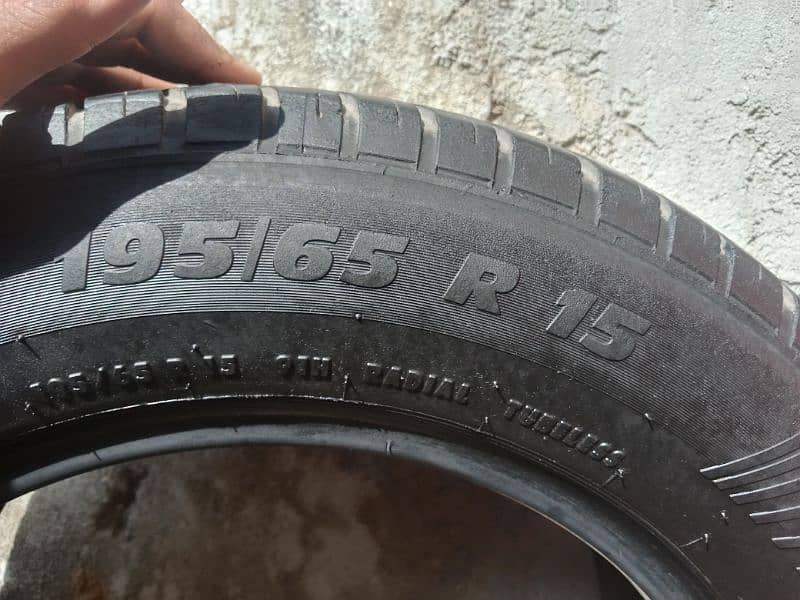 2 Euro star tyres 195/65R 2