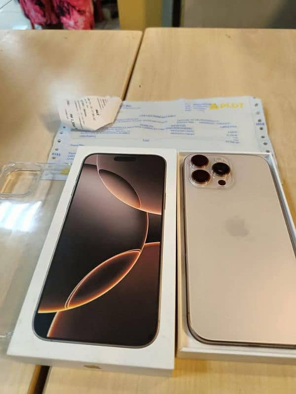 i Phone 8plus, 11,12,13,14,15 pro max on instalment Whatsap 3062623924 7