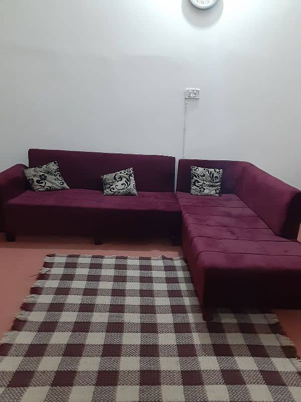 L shape sofa reasonable price 0