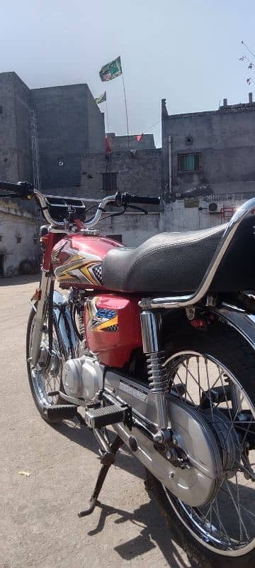 Honda 125 For Sale Contact No*0*3*2*6#4*5*5*4*3*1*3 3