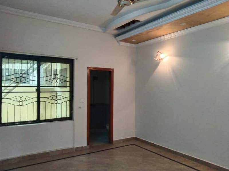 10 MARLA DOUBLE STOREY HOUSE AVAILABLE FOR SALE IN LDA AVENUE ONE NEAR MAIN BOULEVARD 4