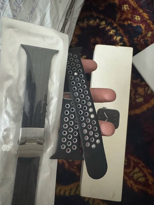 Apple Watch Series 5 44 mm 3