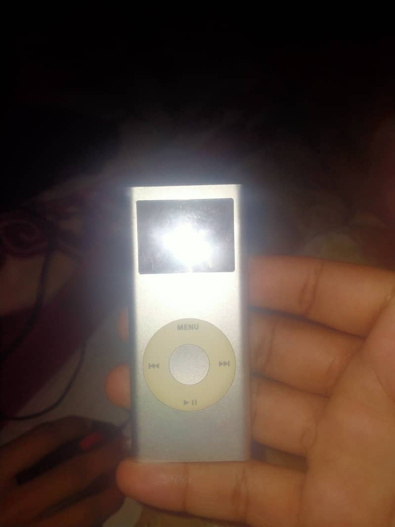 Apple Ipod Nano 1st Generation 2