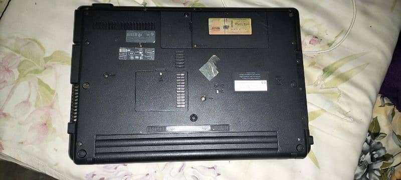 hp Compaq 615 laptop 0