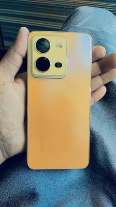 vivo v25e.  RS 49000