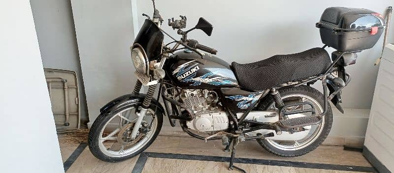 Suzuki GS150 0