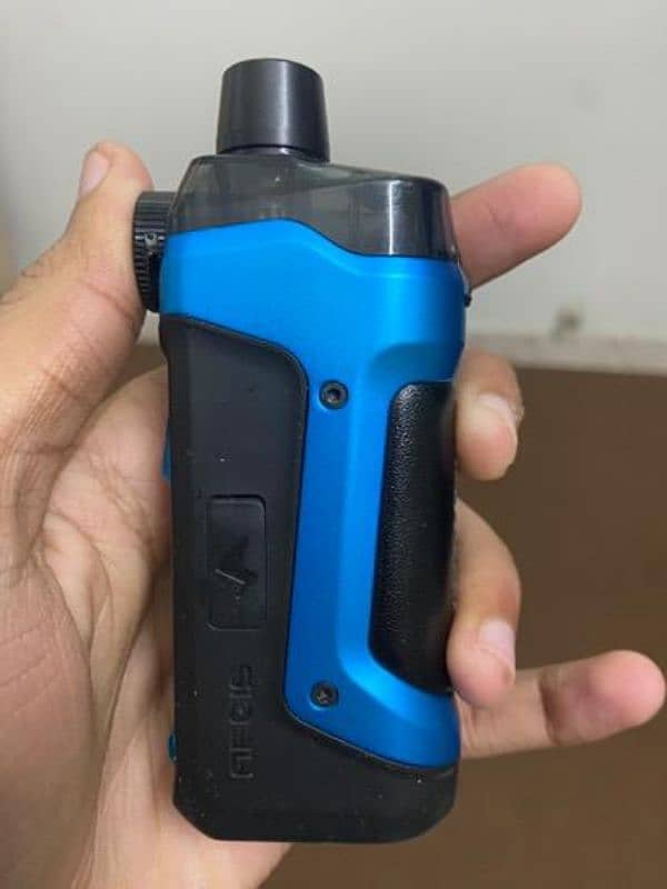 Geek vape AEGIS 1