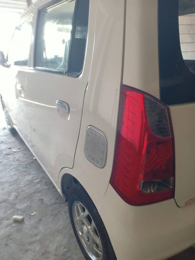 Suzuki Wagon R 2022 13