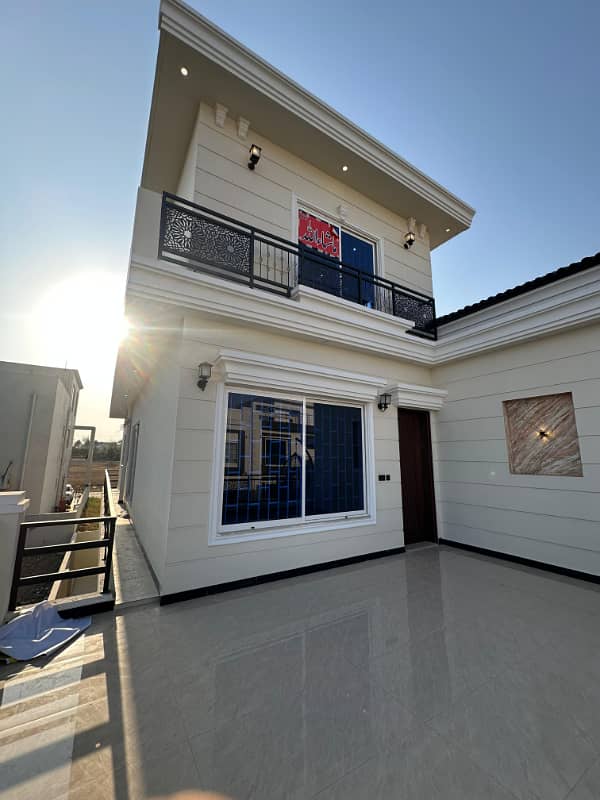 Classical Elegance Brand New 10 Marla Beautiful Villa For Sale 24