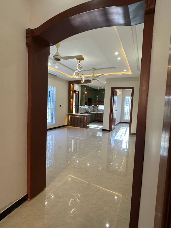 Classical Elegance Brand New 10 Marla Beautiful Villa For Sale 44