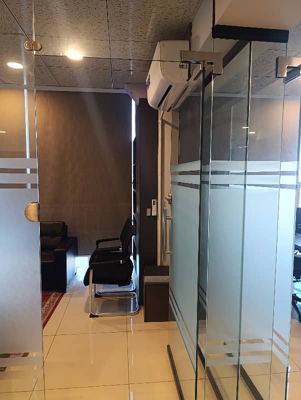 Furnished Office Available For Rent 32