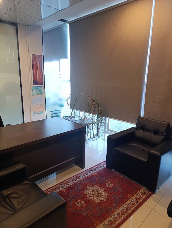 Furnished Office Available For Rent 33