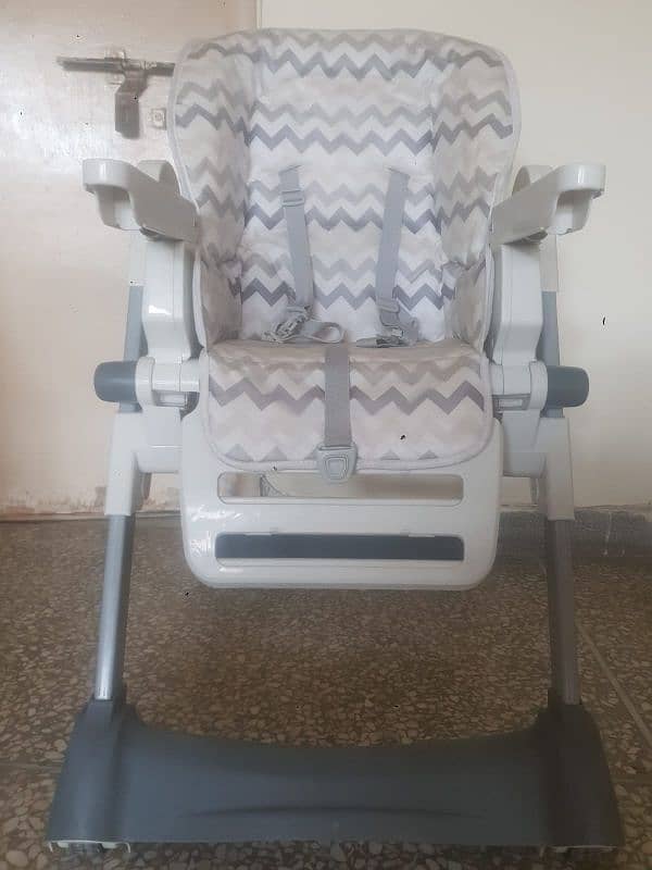 High chair tinnies 4