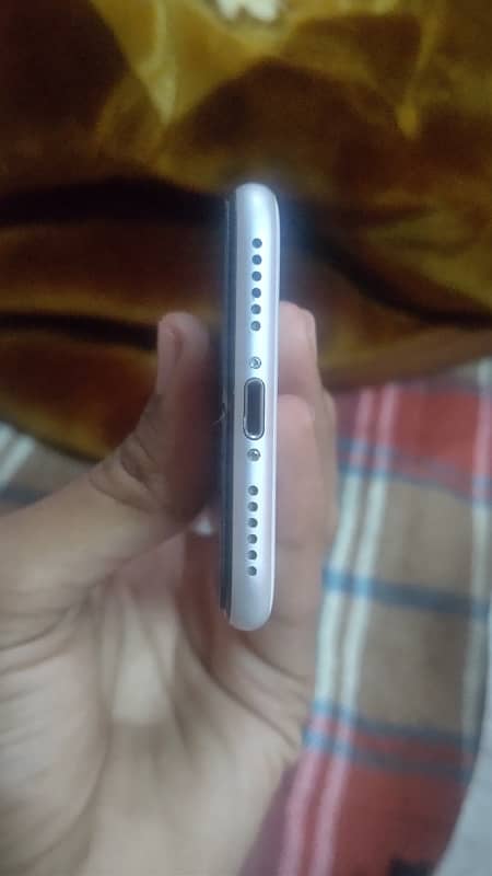 Iphone se 2020 for sale 6