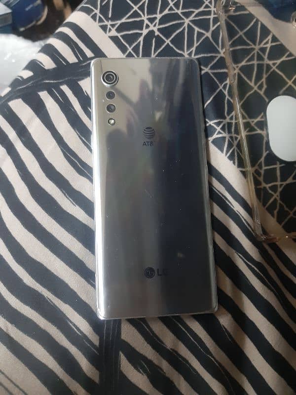 lg velvet 4g 1