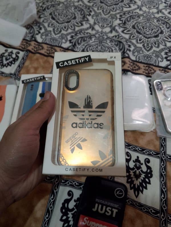 iphone x cover location Lahore 4