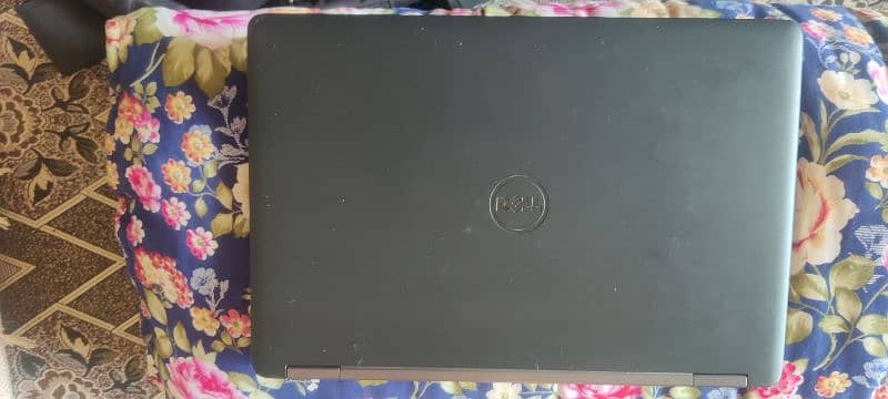 Dell laptop  i5 (5th) gen 0