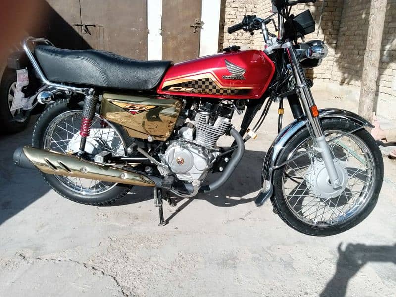 Honda CG 125 Special Edition Model 2024 Honda in Bikes | Total Geniune 3