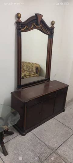 Dressing table for sale