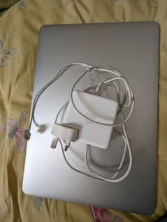 MacBook