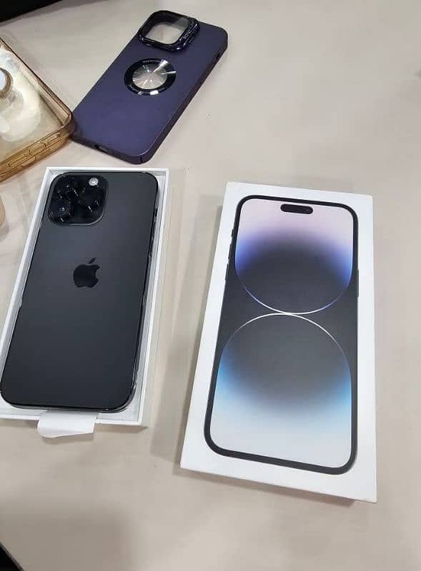 i Phone 8plus, 11,12,13,14,15 pro max on instalment Whatsap 3062623924 13