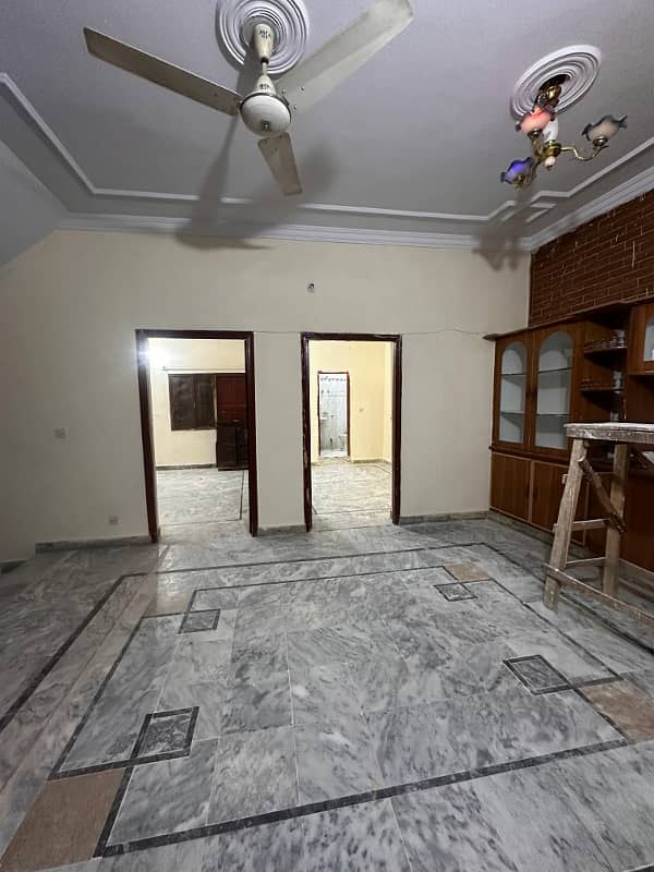 UPPER PORTION FOR RENT LOCATION AYUB COLONY 3