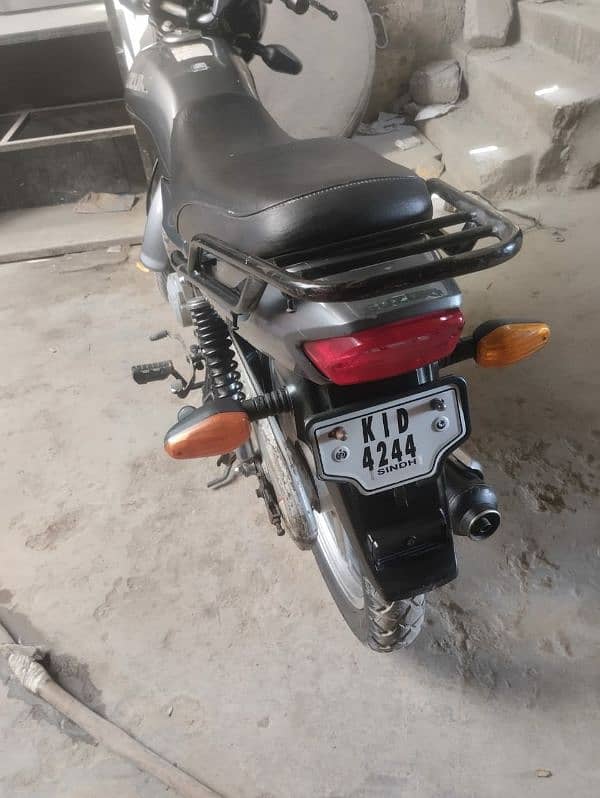 Suzuki GD 110 2015 Karachi number 11