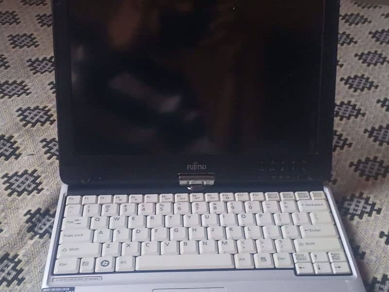 core i 7 1 st gen laptop 11