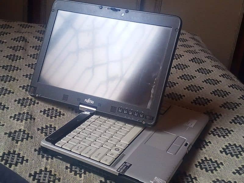 core i 7 1 st gen laptop 12