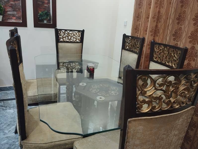 6 seater dining table for sale 1