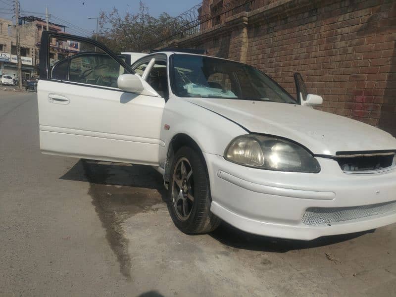 Honda Civic EXi 1997 4