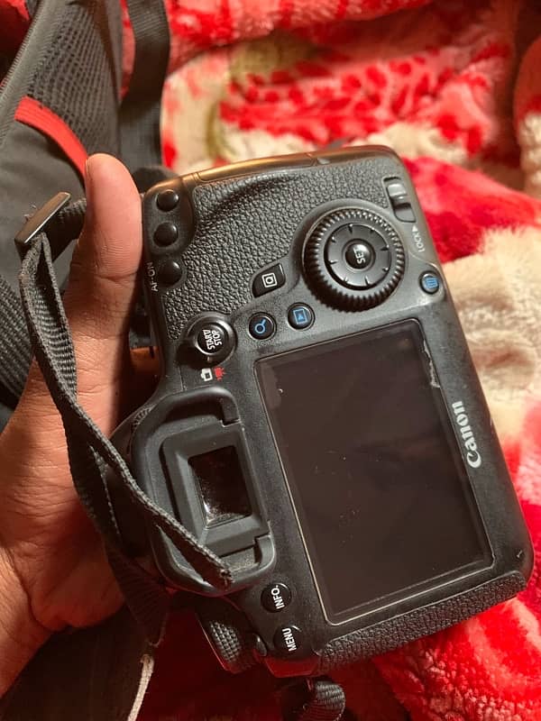 canon 6d full frame body 2