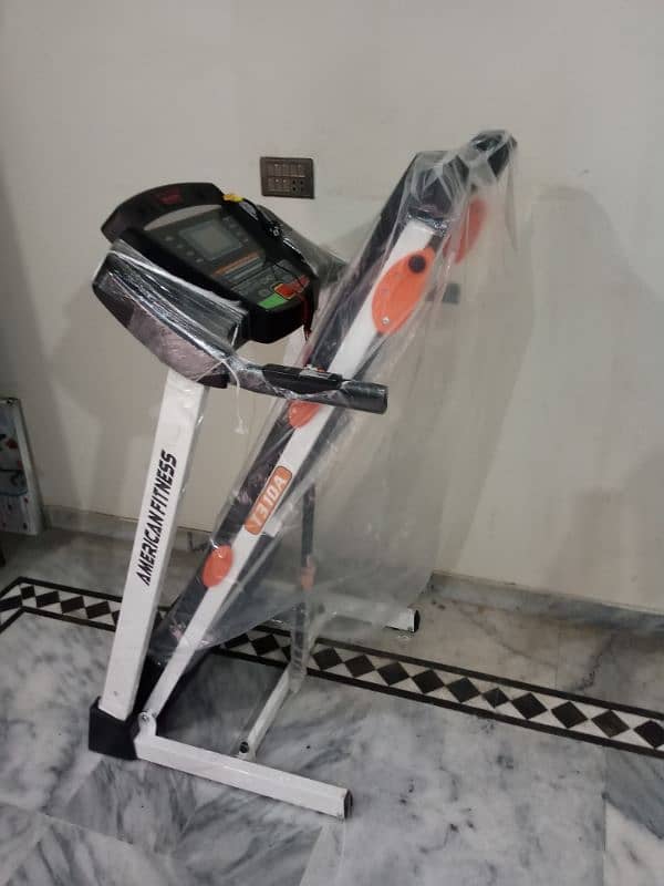 American Fitness Treadmill TH4011 Slightly Used 2