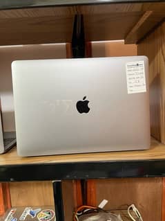 Apple Macbook Pro 13” 32GB RAM 2TB SSD 2020 Model Best Device low