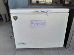 Waves Freezer for sale. Contact number 03175720260.