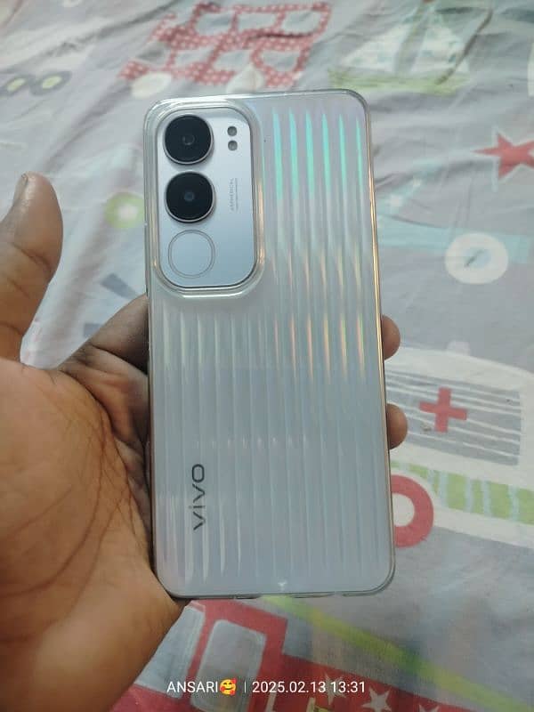 vivo Y19s new box pack 1 month used 1