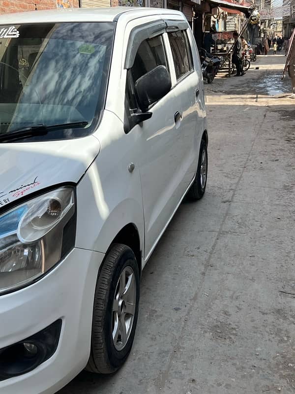 Suzuki Wagon R 2022 4