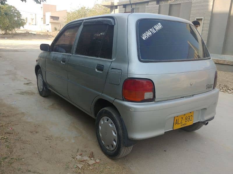 Daihatsu Cuore 2006 3