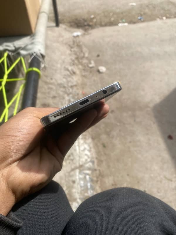 Tecno camon 20 4