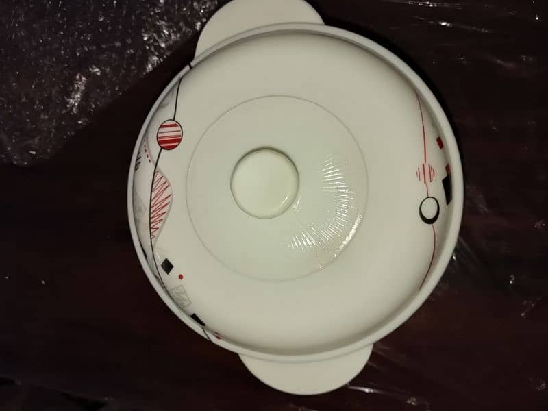 white marble dinner set. . 6