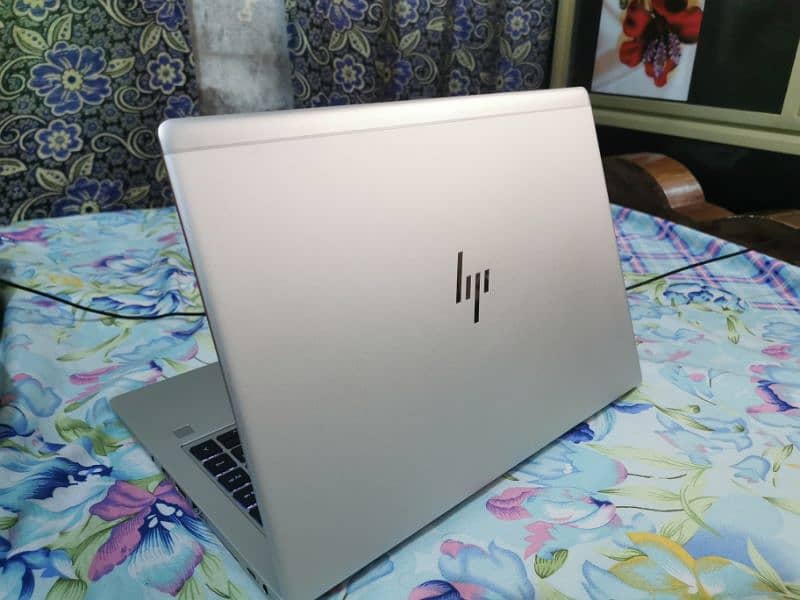 Hp Laptop Elitebook 840 G5 Core I5 8th Generation 120hzr screen 3