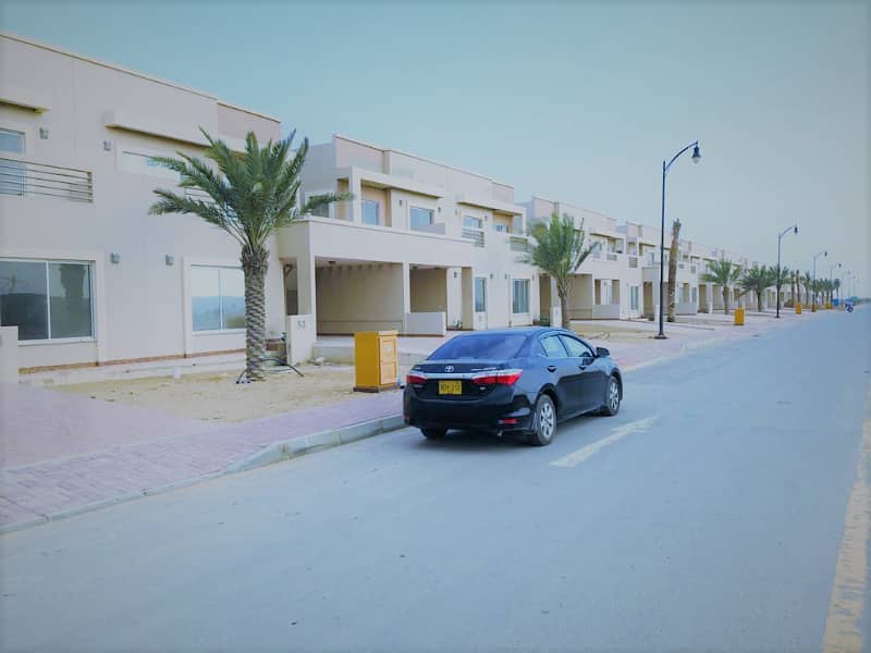 Luxury 235 Sq. Yd Villa for Sale in Precinct 31, Bahria Town Karachi 1