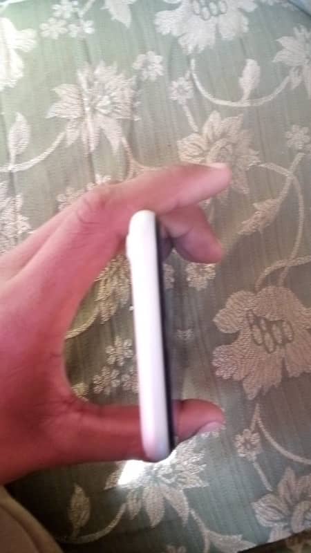 IPhone Xr 10/10 condition 5