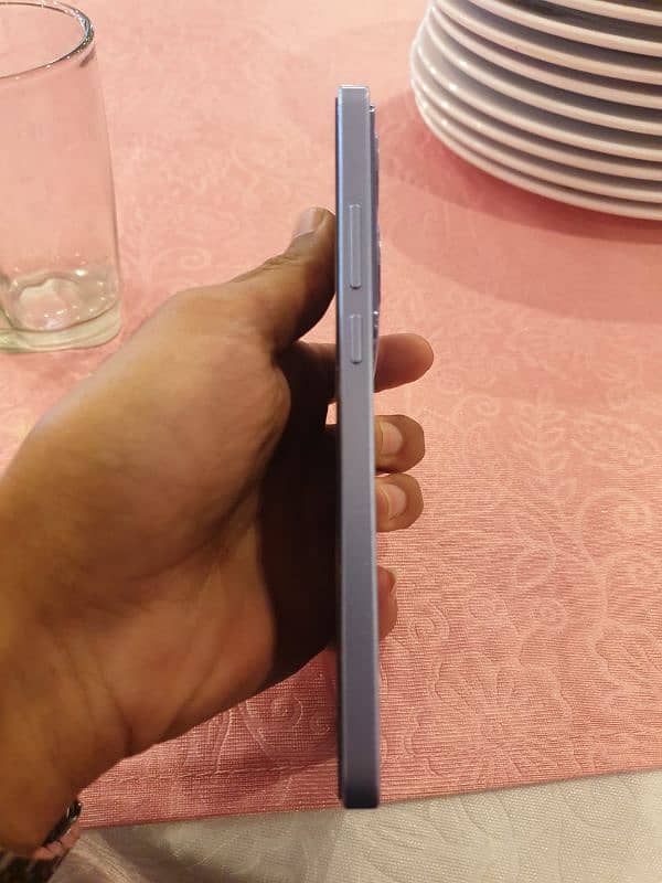 Oppo Reno 11 F 5G 8/256GB PTA approved full boX 4