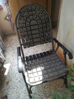 foldable chairs 02 pcs